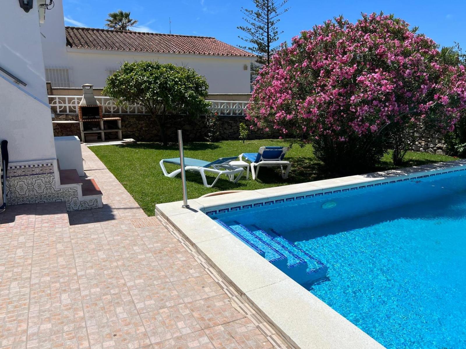 Villa Leon Conil De La Frontera Exterior photo